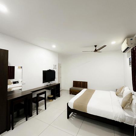 White House Inn Kochi Buitenkant foto