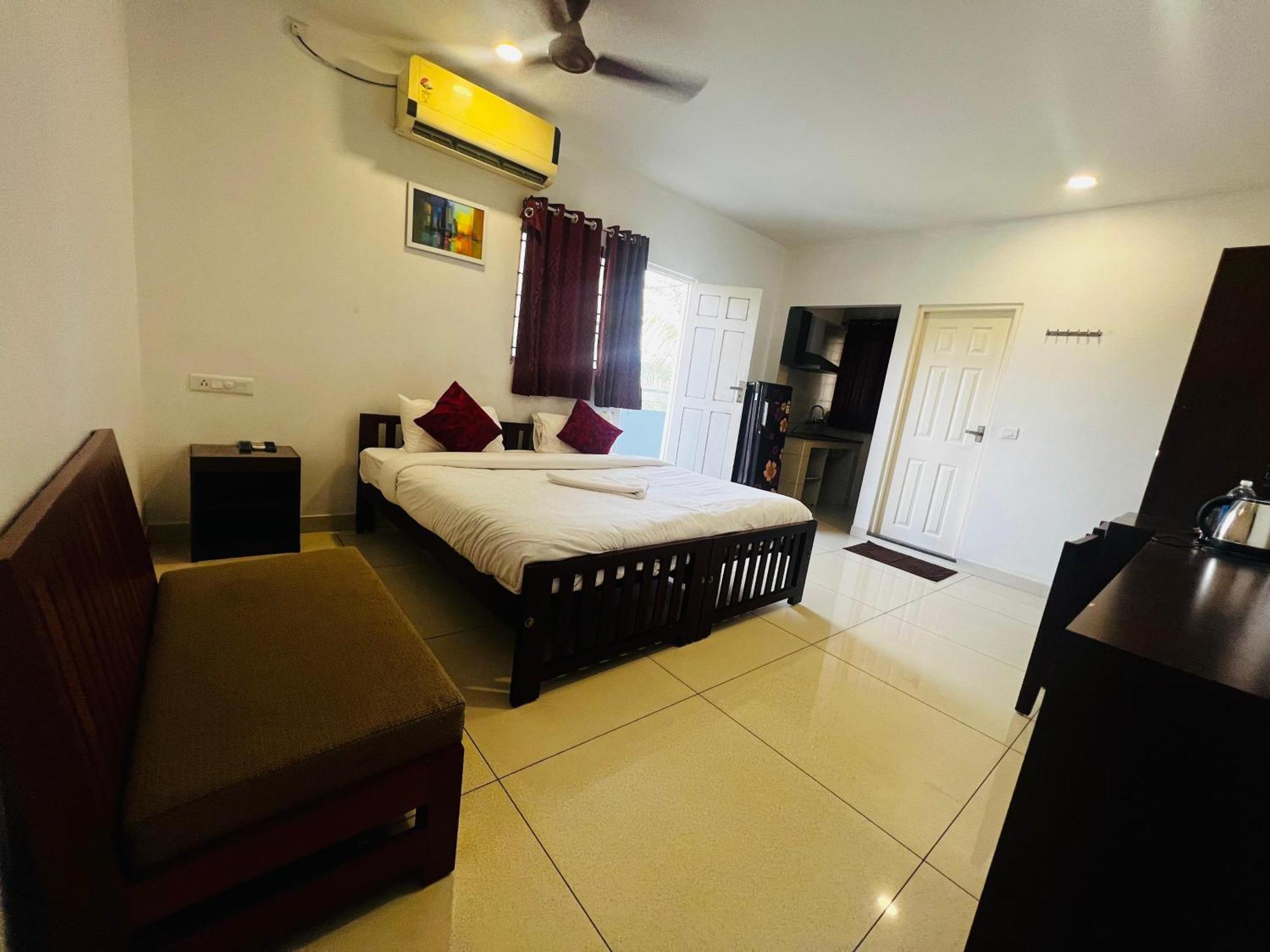 White House Inn Kochi Buitenkant foto